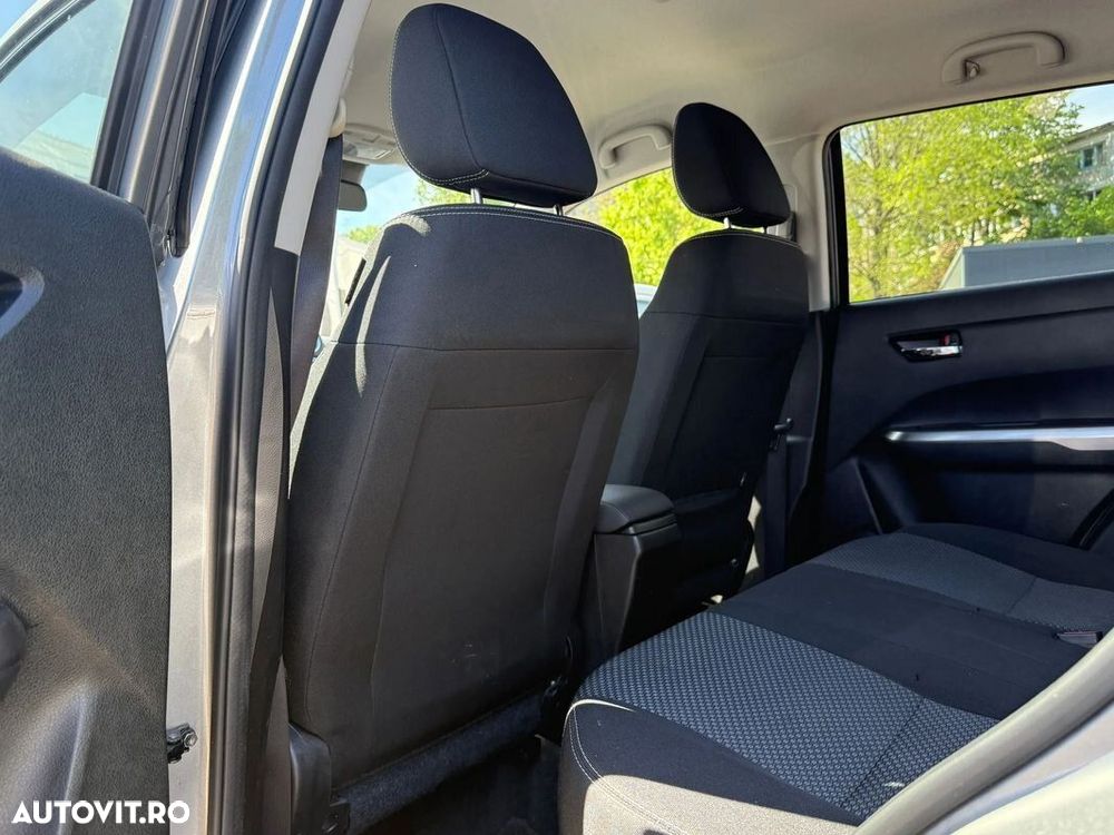 Suzuki Vitara 1.5 HEV Passion - 15