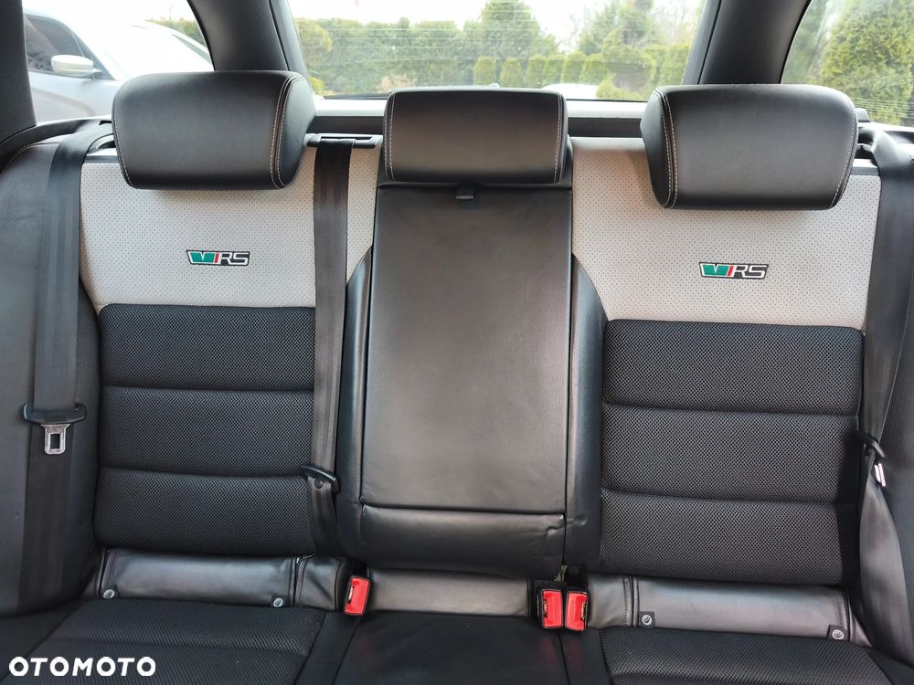 Skoda Octavia 2.0 TDI DPF RS - 23