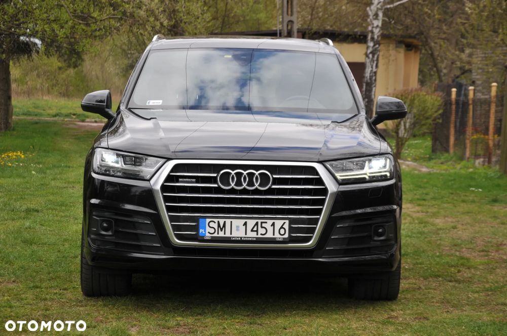 Audi Q7 - 7
