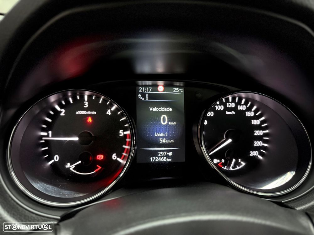Nissan Qashqai 1.6 dCi Tekna Premium 17 360 S&S - 17