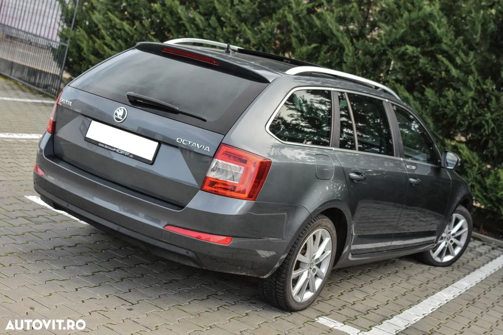Skoda Octavia 1.6 TDI Elegance DSG - 19