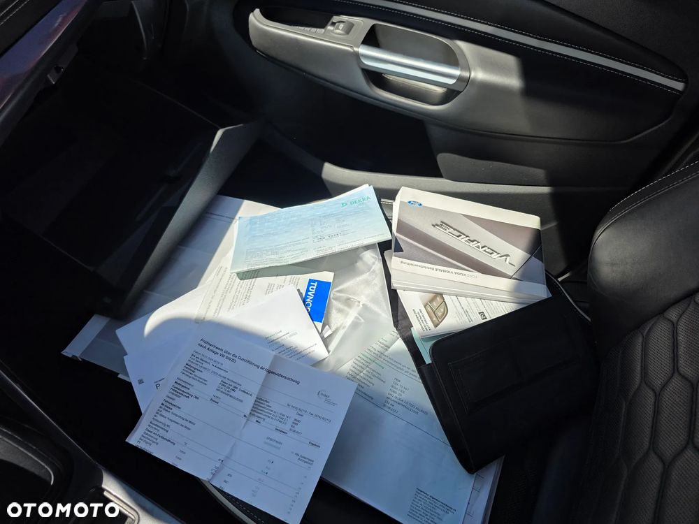 Ford Kuga 2.0 TDCi 4x4 Vignale - 37