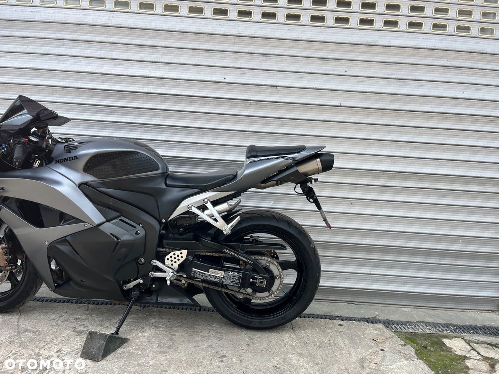 Honda CBR - 35