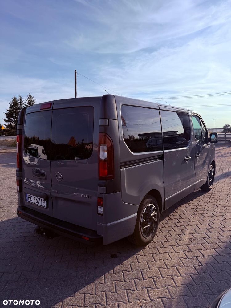 Opel Vivaro - 4
