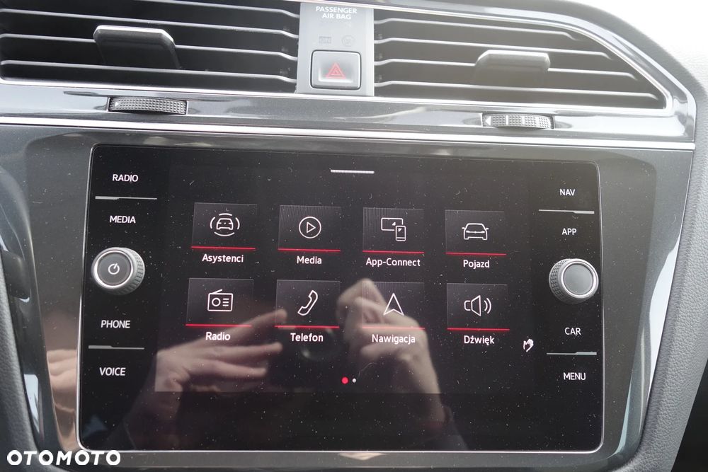 Volkswagen Tiguan 2.0 TSI 4Mot Elegance DSG - 25