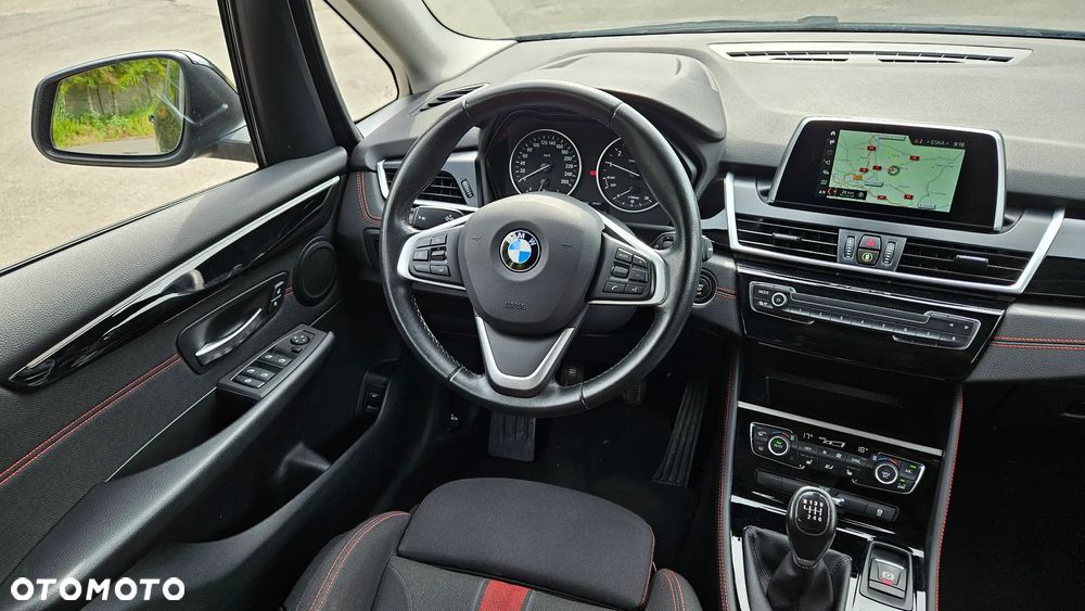 BMW Seria 2 218i Active Tourer Sport Line - 21