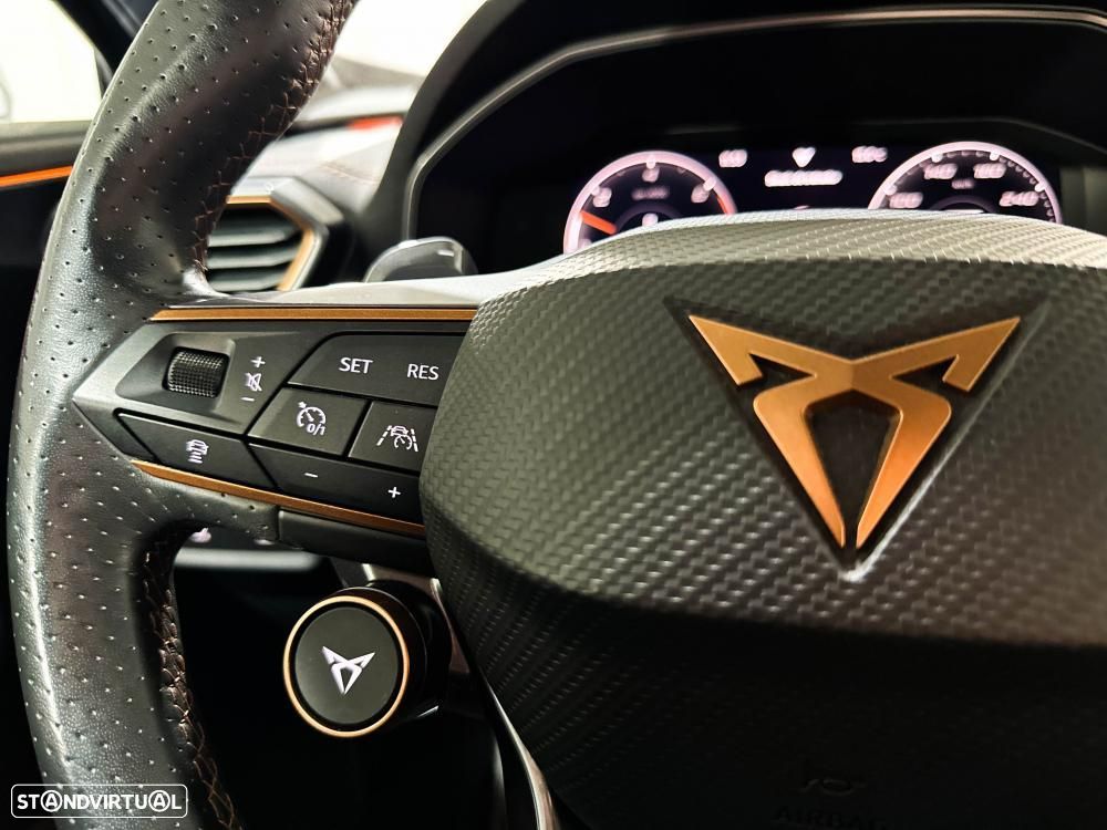 Cupra Formentor 1.4 e-Hybrid DSG VZ - 37