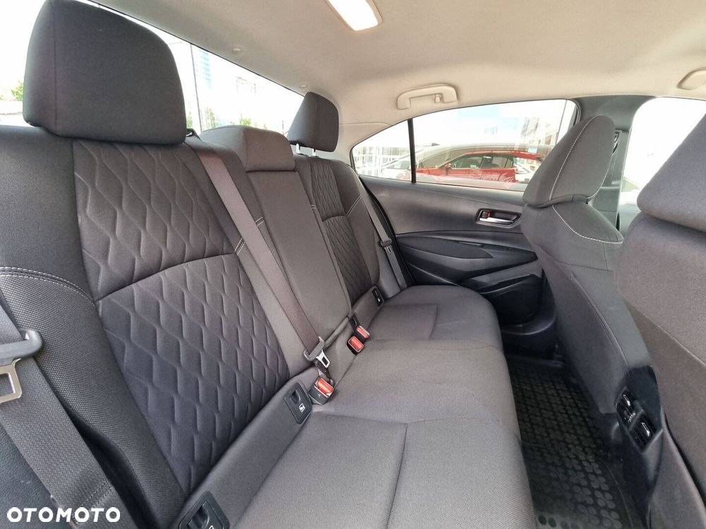 Toyota Corolla 1.8 Hybrid Comfort - 12