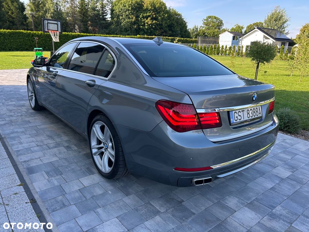 BMW Seria 7 730Ld - 33