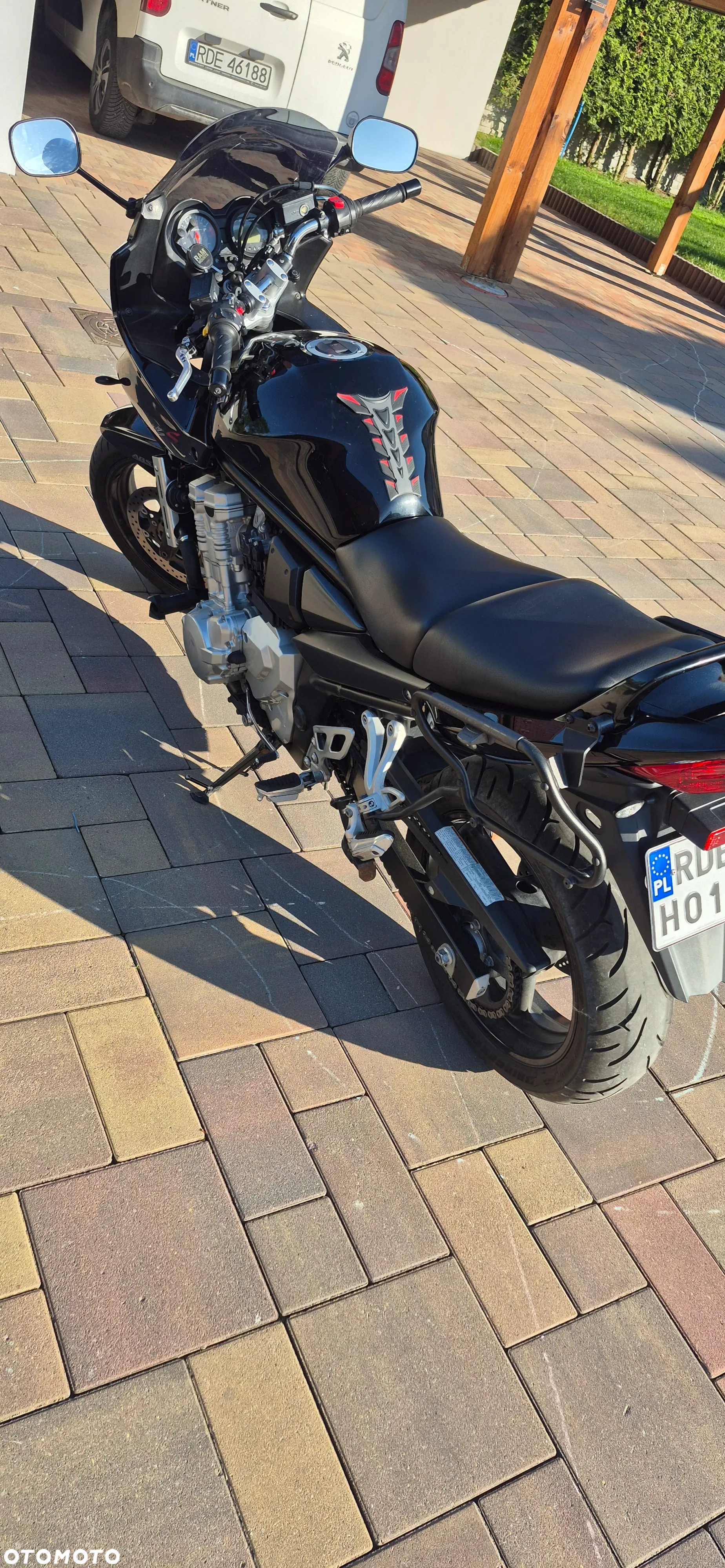 Suzuki Bandit - 10