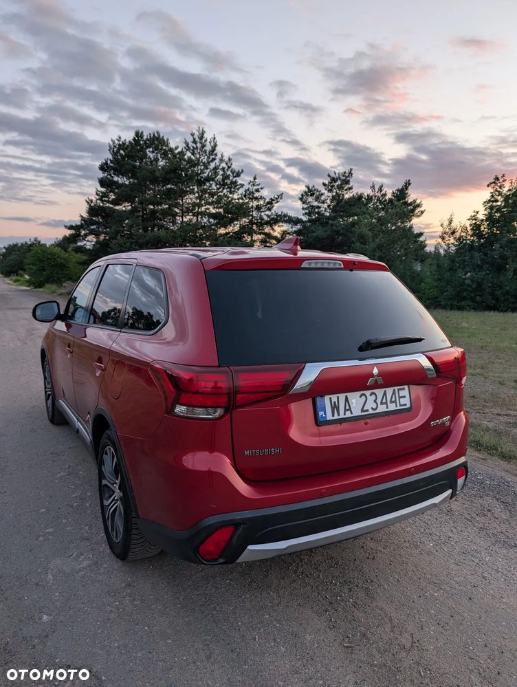 Mitsubishi Outlander - 7