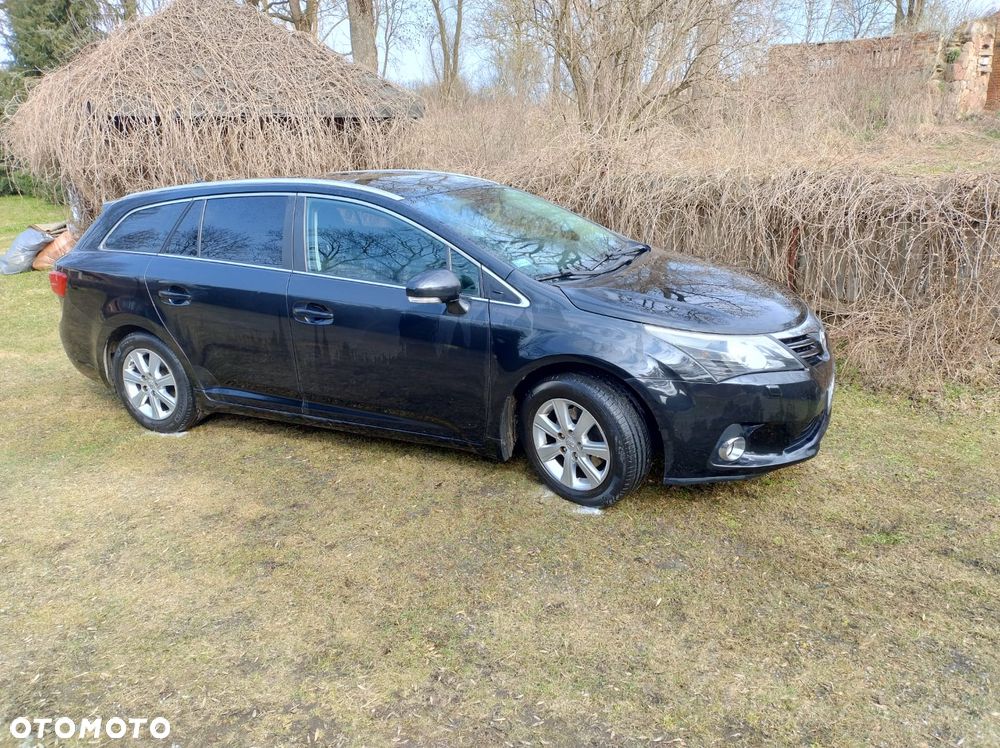 Toyota Avensis 1.8 Active - 1