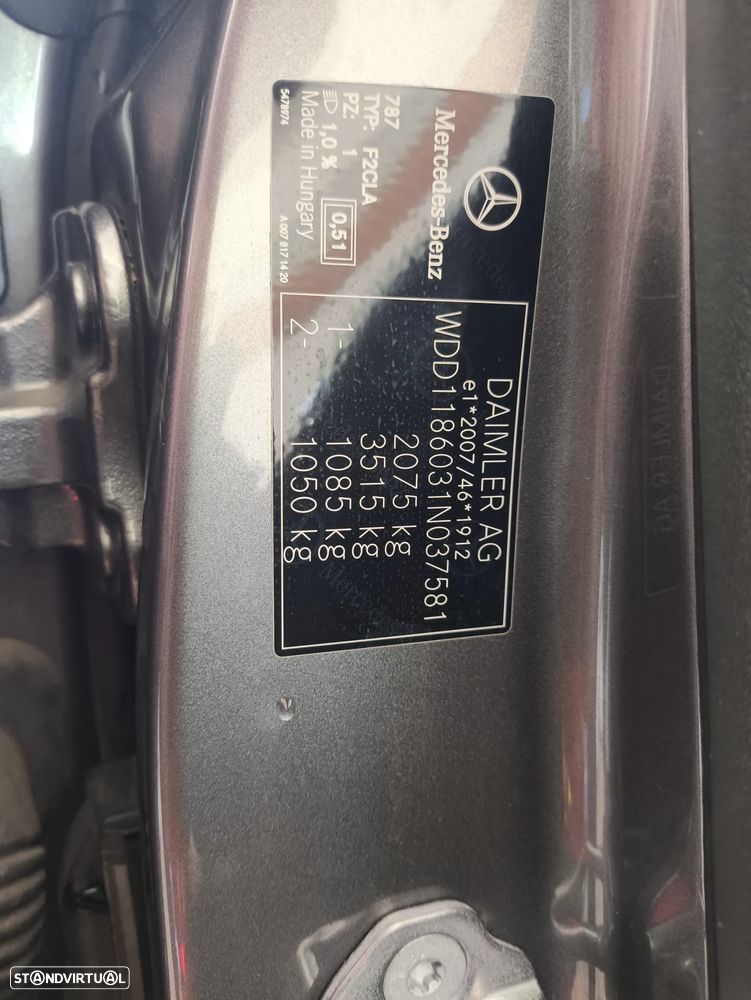 Mercedes-Benz CLA 180 d 7G-DCT Progressive - 17