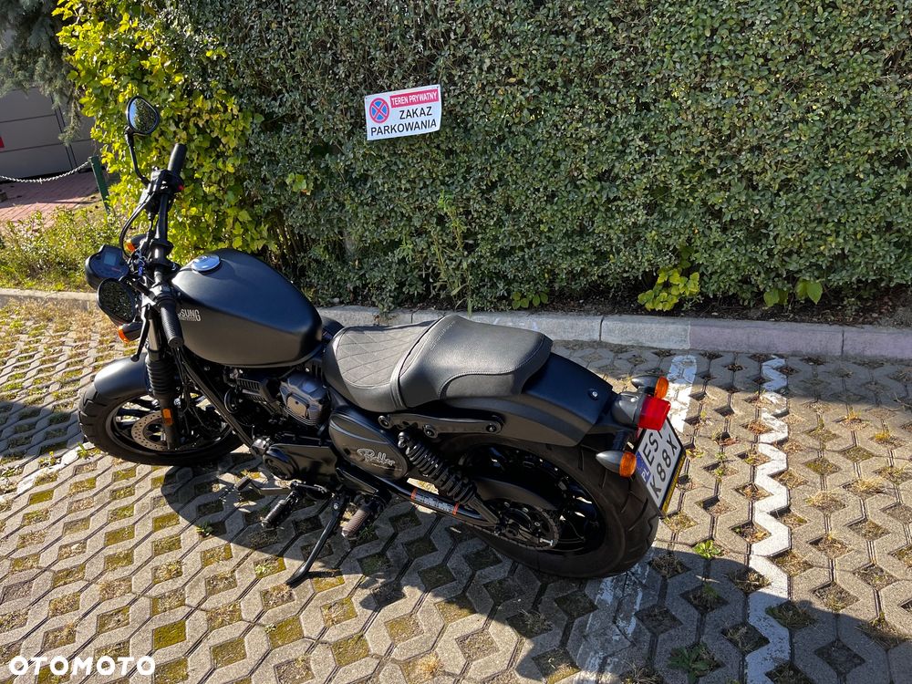 Hyosung GV - 4