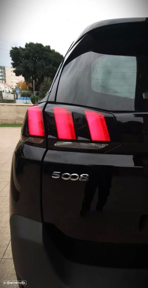 Peugeot 5008 - 36