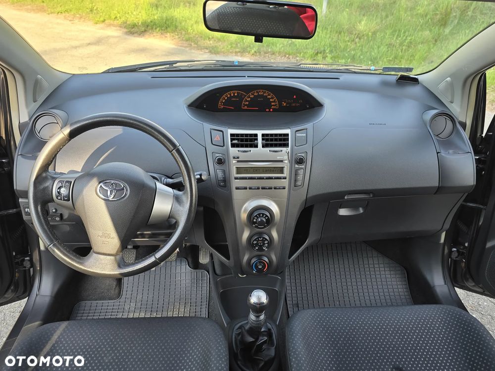 Toyota Yaris 1.33 Luna - 14