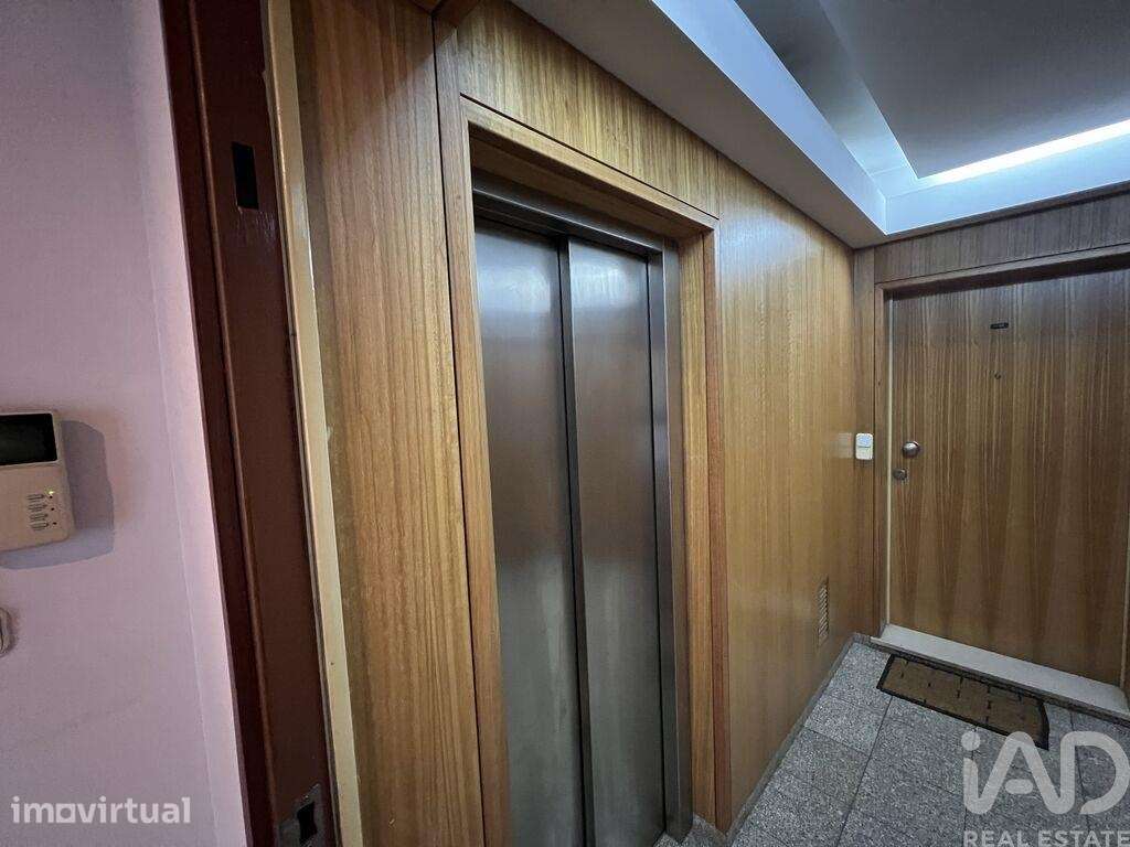 Apartamento T2 em Paranhos de 103,00 m2 - Grande imagem: 4/29
