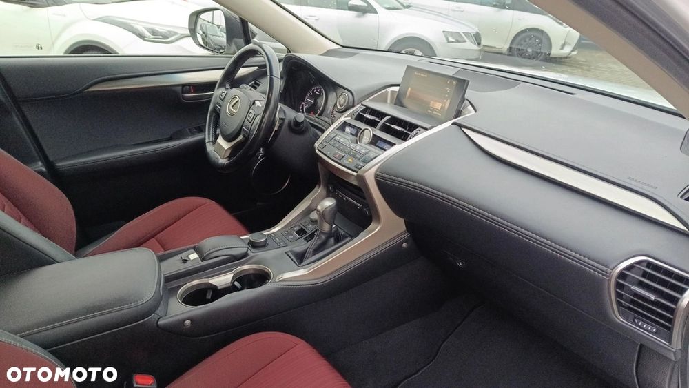 Lexus NX 200t Elite AWD - 16