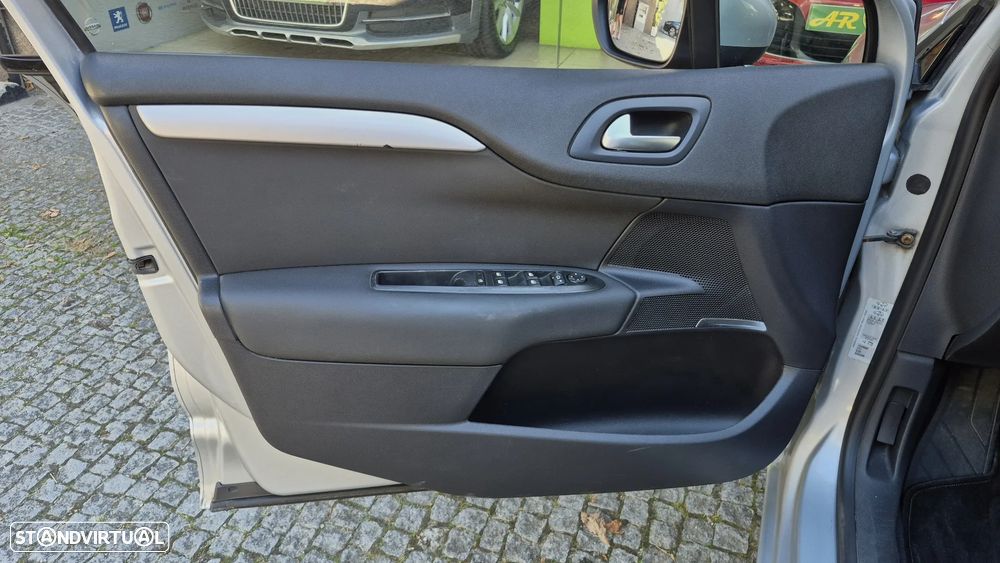 Citroën C4 HDi 90 Selection - 16