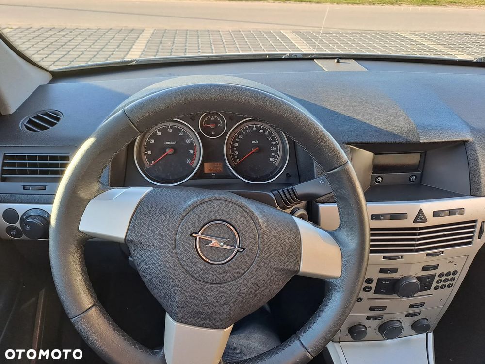 Opel Astra - 12