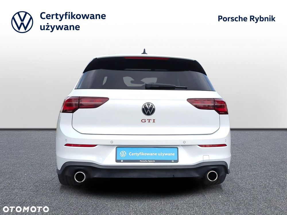 Volkswagen Golf - 5