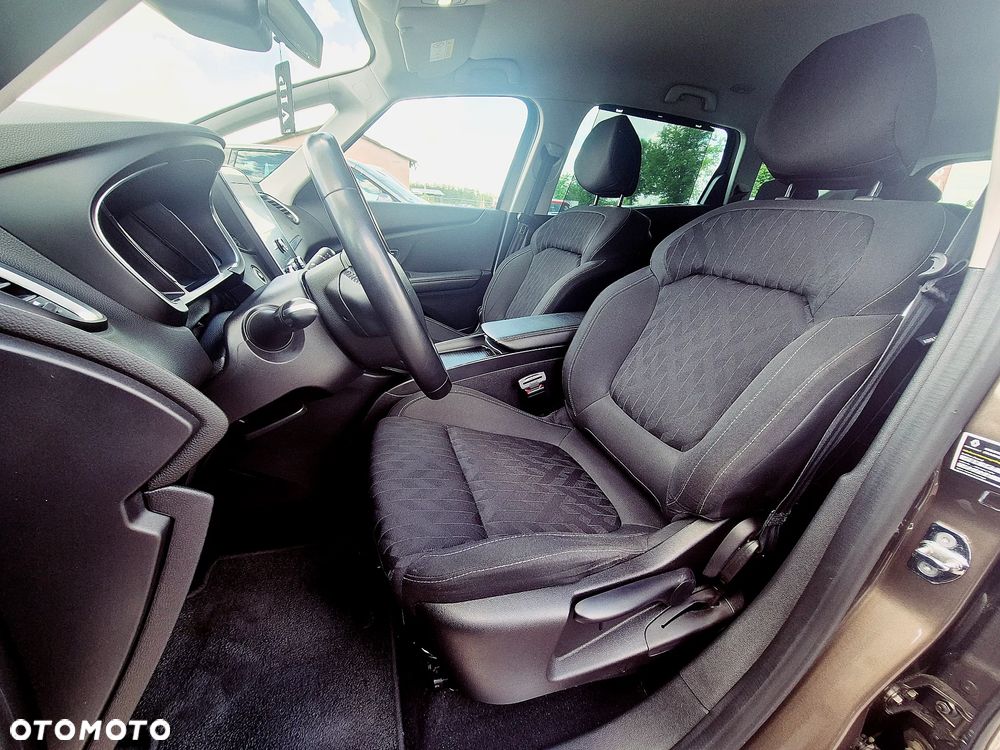 Renault Scenic TCe 140 GPF BUSINESS EDITION - 20