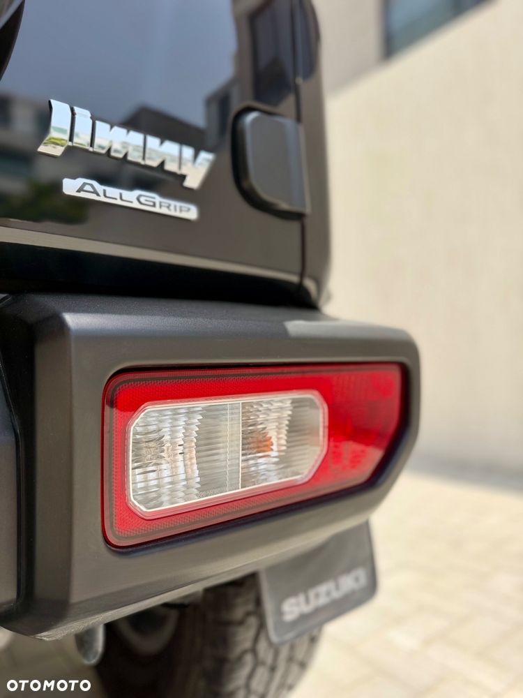 Suzuki Jimny 1.5 Elegance - 17