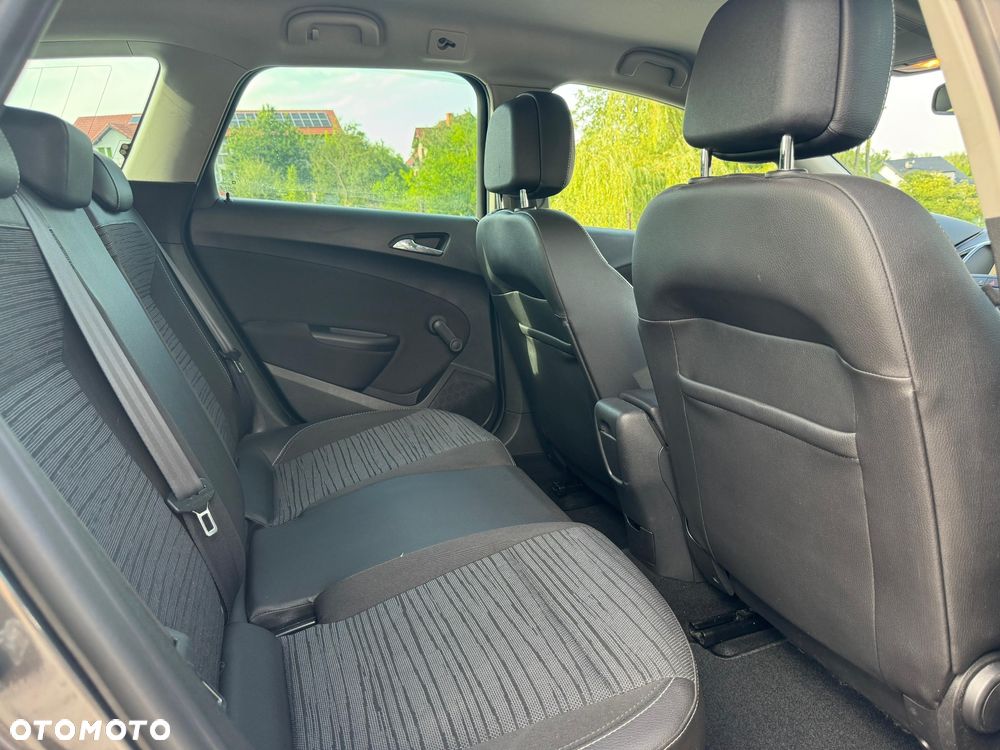 Opel Astra 1.6 CDTI DPF ecoFLEX Sports TourerStart/Stop Edition - 24