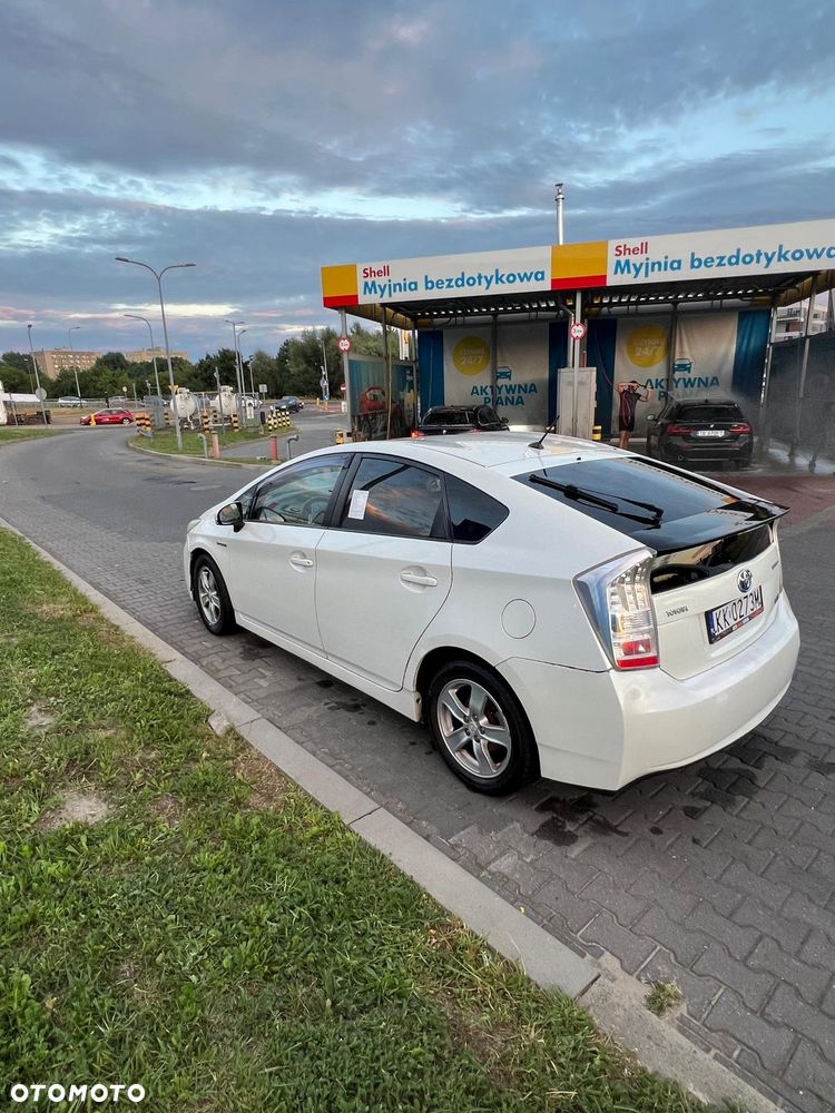Toyota Prius - 1