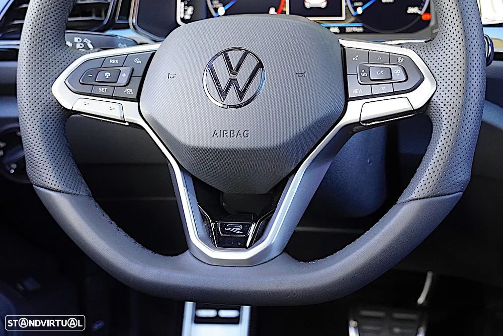 VW T-Roc 1.5 TSI R-Line DSG - 35