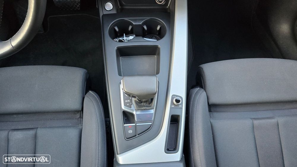 Audi A4 Avant 35 TDI S tronic - 44