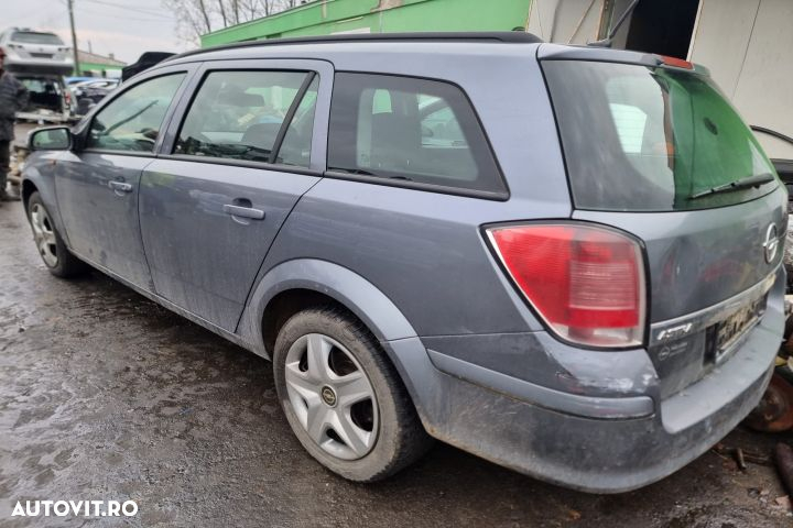 Ornament 13113885 Opel Astra H  [din 2004 pana  2007] - 5