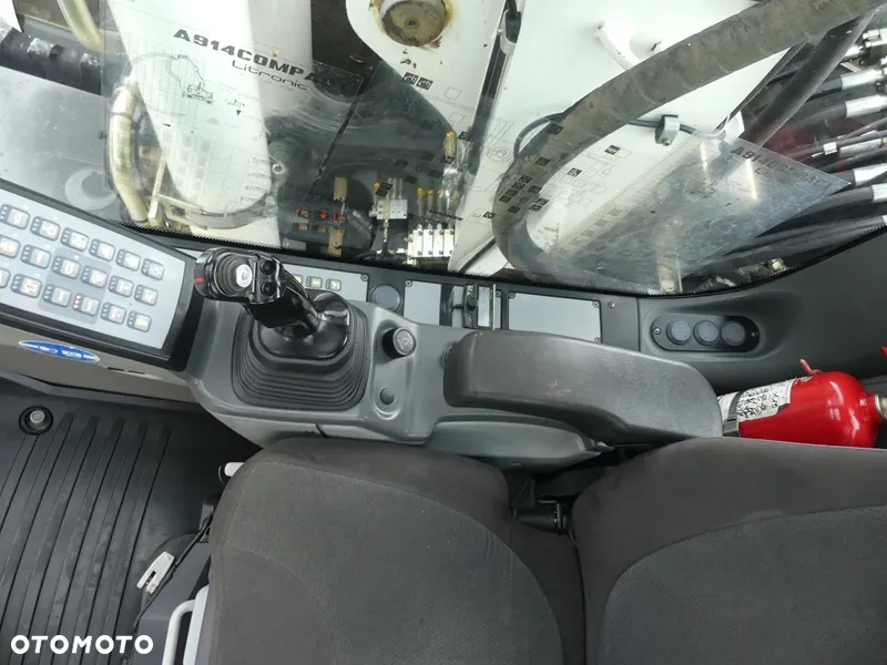 Liebherr A914 Compact / Sprowadzona / Serwisowana / - 16
