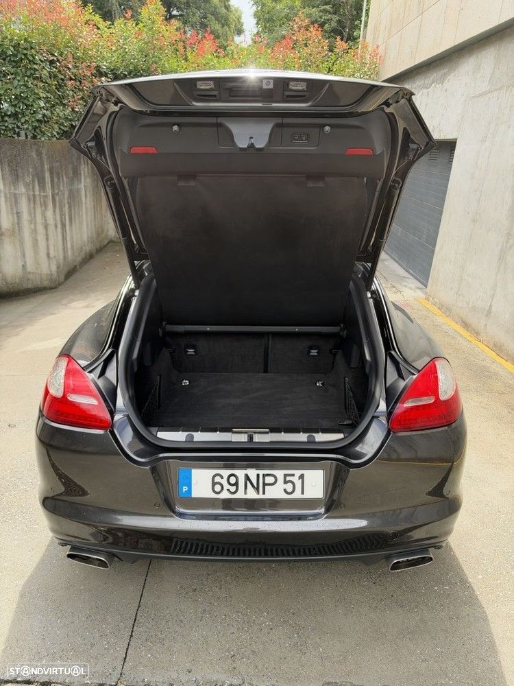 Porsche Panamera Platinum Edition - 10