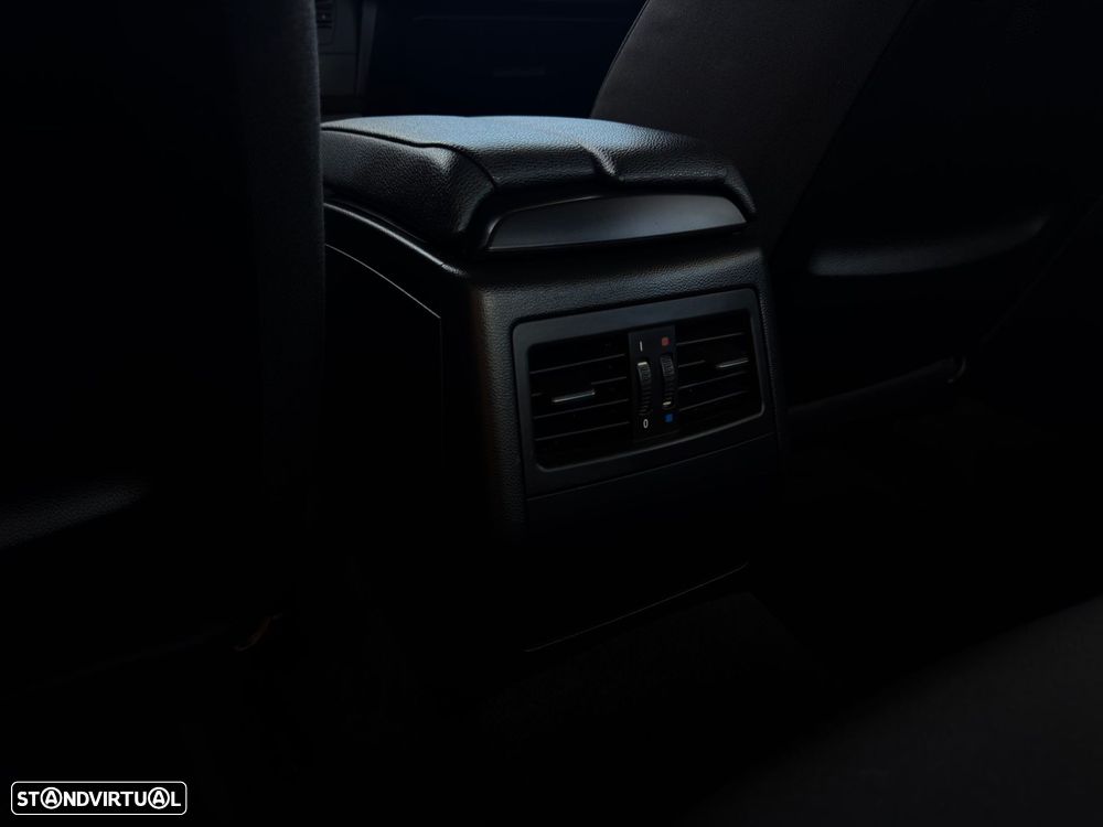 BMW 320 d Navigation - 19