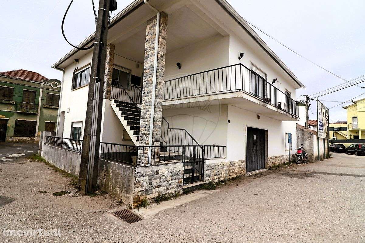 Moradia T2 para venda - Grande imagem: 2/30