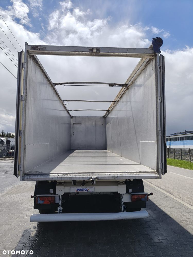 Benalu WYWROTKA 56m3 ALUMINIOWA / OSIE MERCEDES/OŚ PODNOSZONA / DRZWI / SZYBER ZBOŻOWY - 20