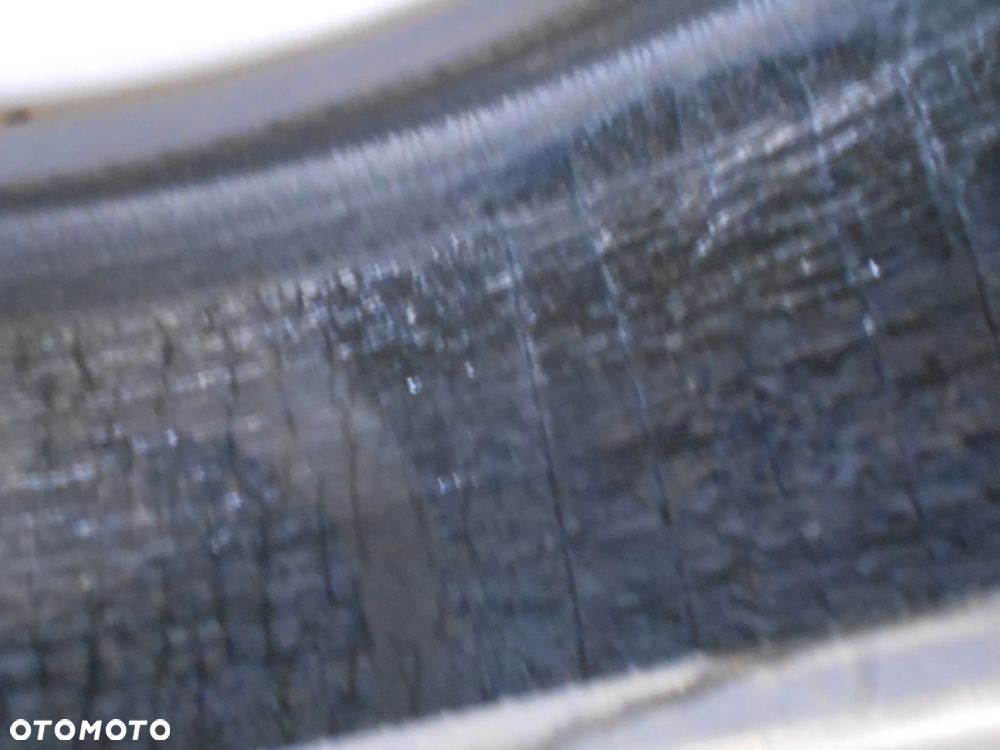 OPONA POJEDYNKA 215/55R17 PIRELLI ALL SEASON CINTURATO SF2 SEAL DOT 3921 7.7MM - 3