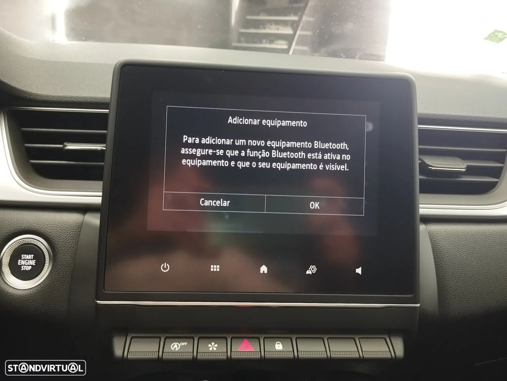 Renault Captur 1.0 TCe Techno Bi-Fuel - 34