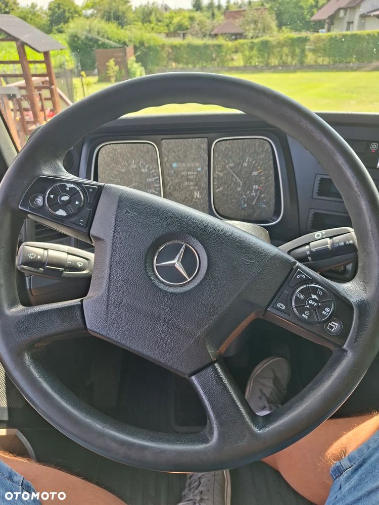 Mercedes-Benz Actros - 10