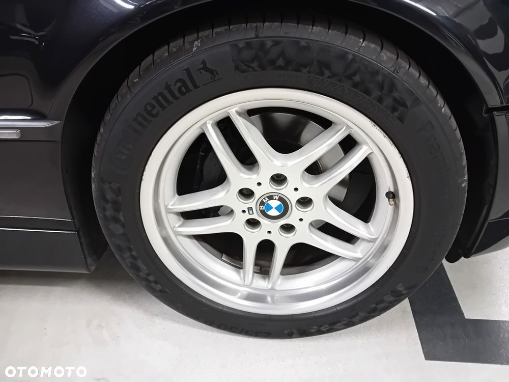 BMW Seria 7 735i L - 37