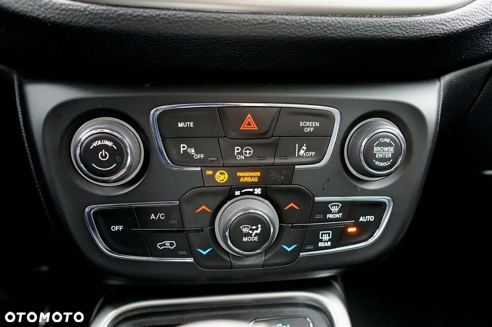 Jeep Compass 1.4 TMair Limited 4WD S&S - 23