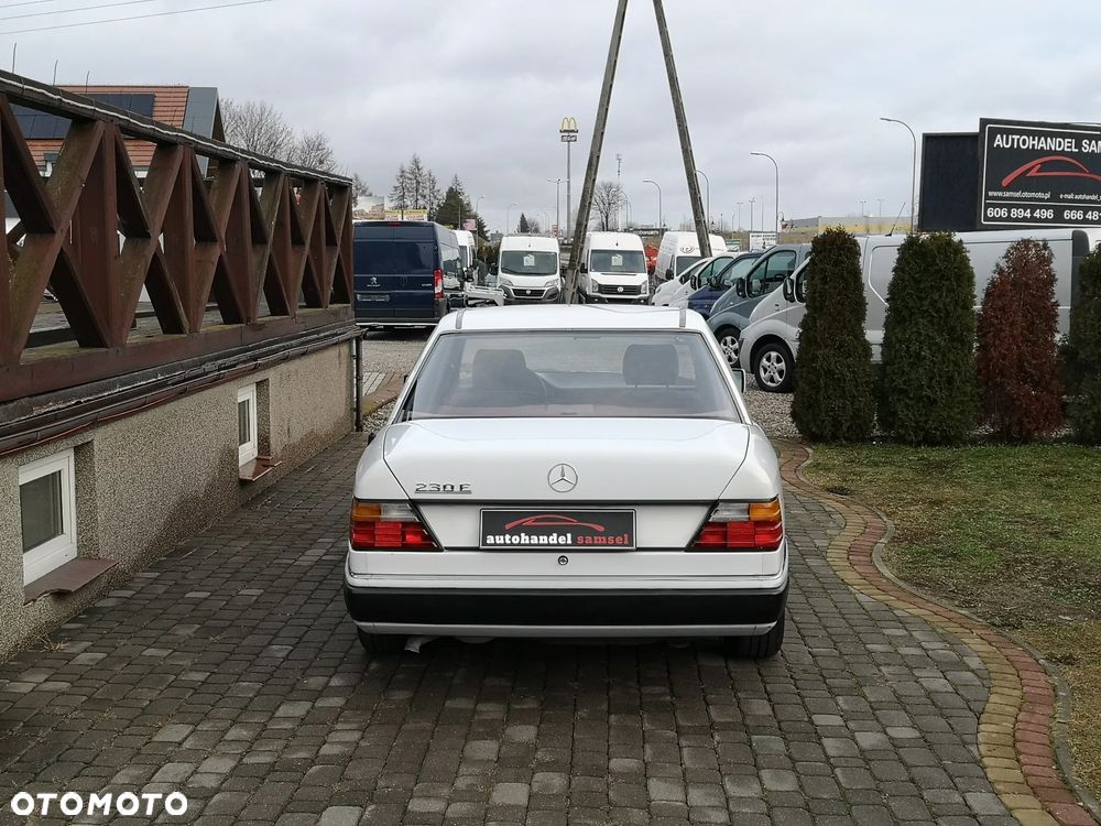 Mercedes-Benz W124 (1984-1993) - 8