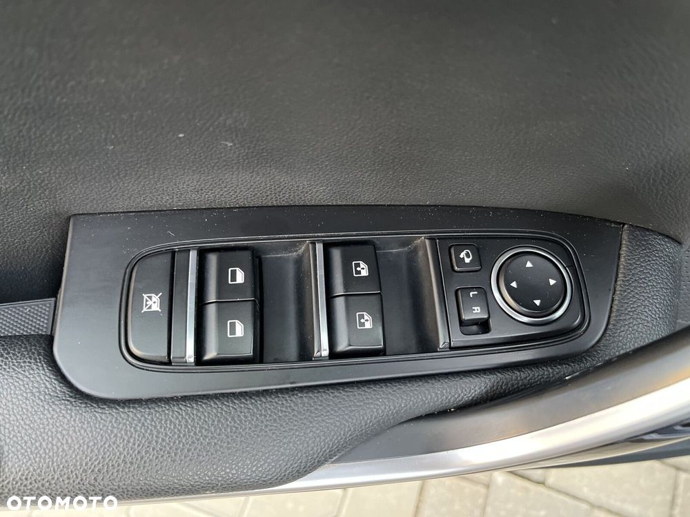 Kia Ceed - 11