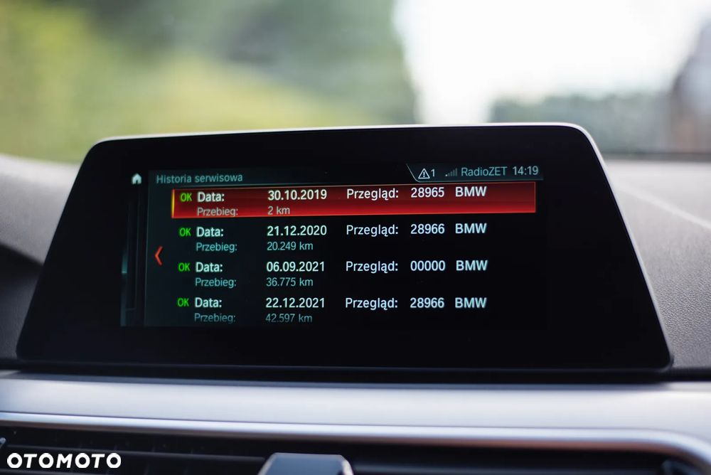 BMW Seria 5 520d xDrive - 27