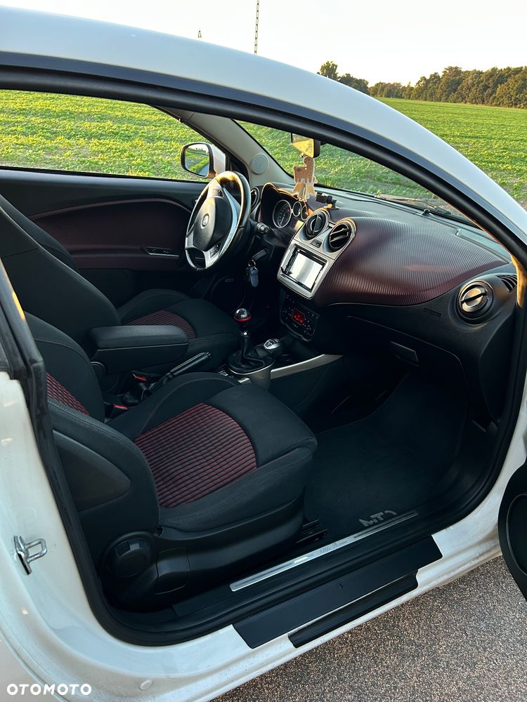 Alfa Romeo Mito 1.4 TB Distinctive - 14