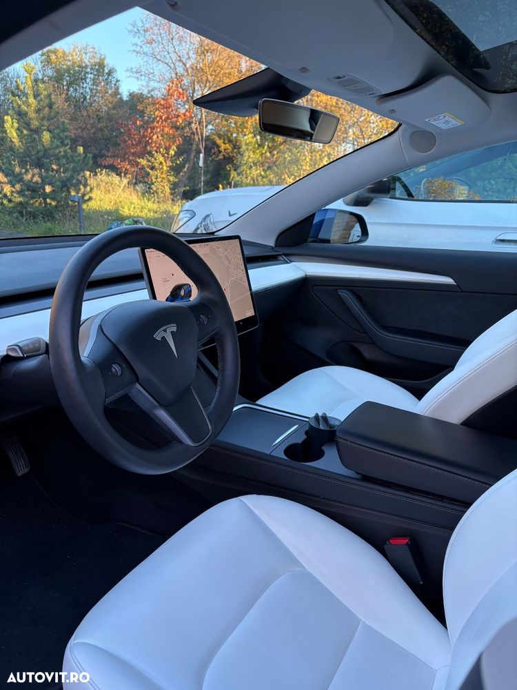 Tesla Model 3 Standard - 11
