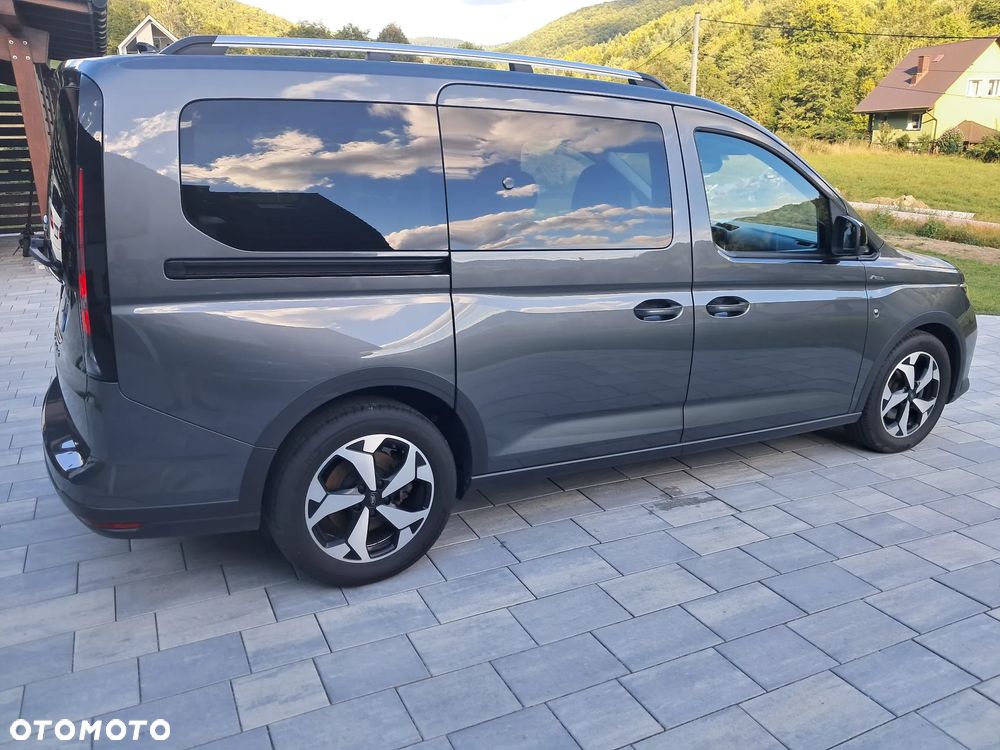 Ford Tourneo Connect Grand - 12