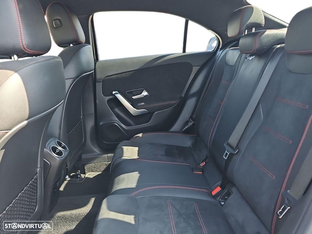 Mercedes-Benz A 180 Limousine d AMG Line Aut. - 16