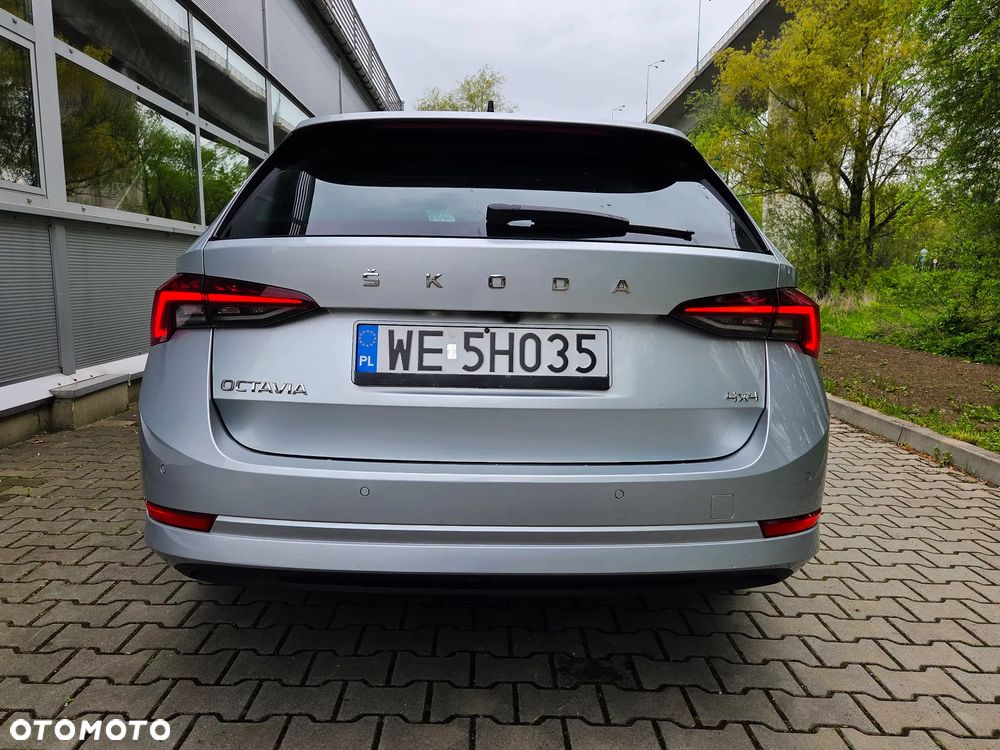 Skoda Octavia 2.0 TSI 4x4 Style DSG - 19